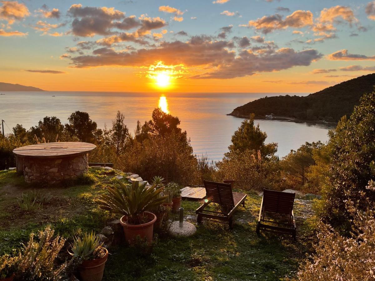 Bed and Breakfast La Collina sul Mare Marina di Campo Esterno foto